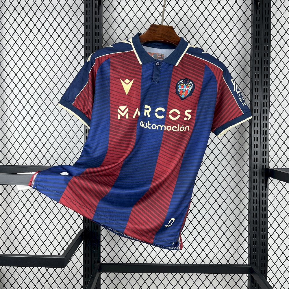 Levante UD maillot foot domicile 2025 2026