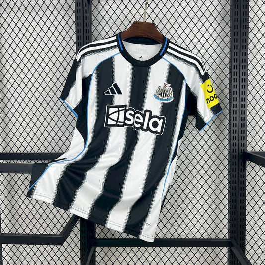 Newcastle maillot foot domicile 2025 2026