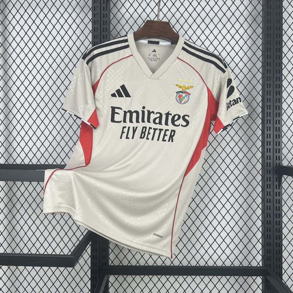 Benfica maillot foot extérieur 2025 2026