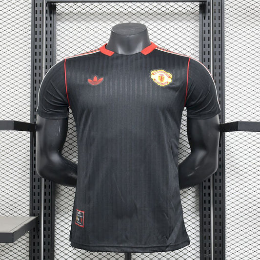 Manchester United maillot foot 2025 2026