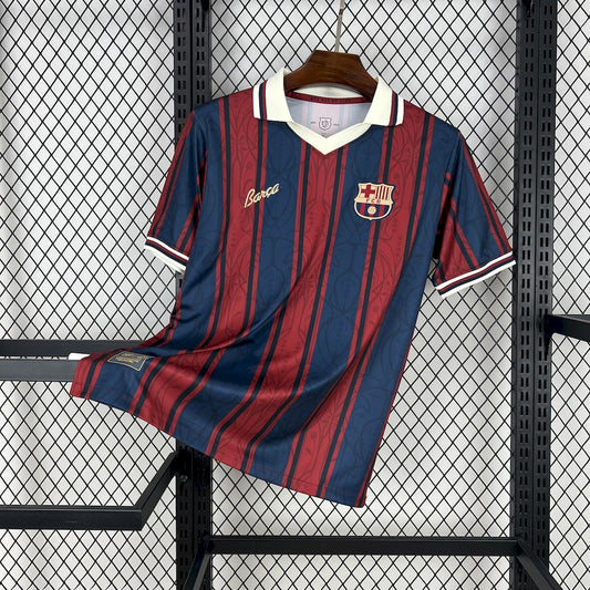 FC Barcelone maillot foot concept 2025 2026