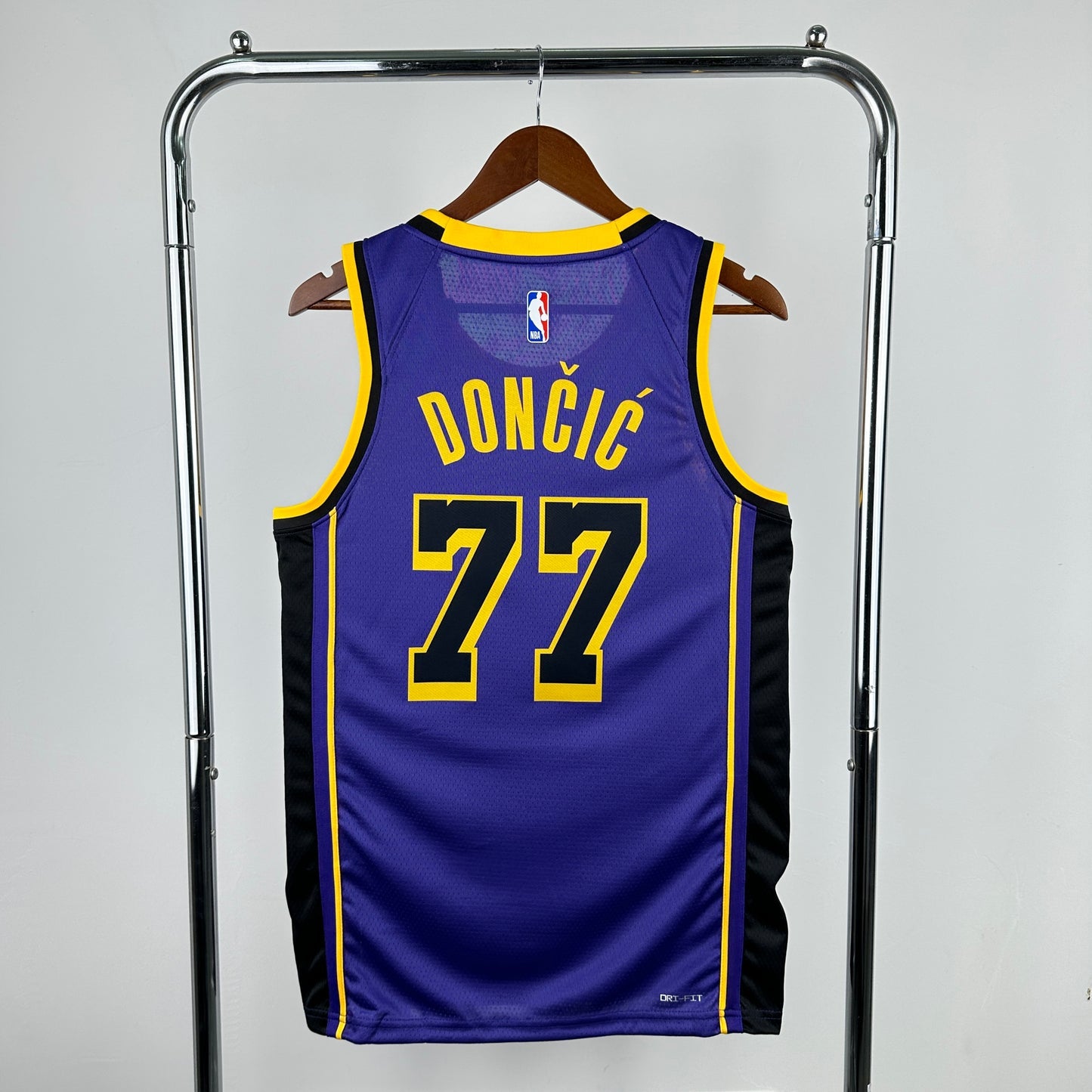 NBA Los Angeles Lakers 23